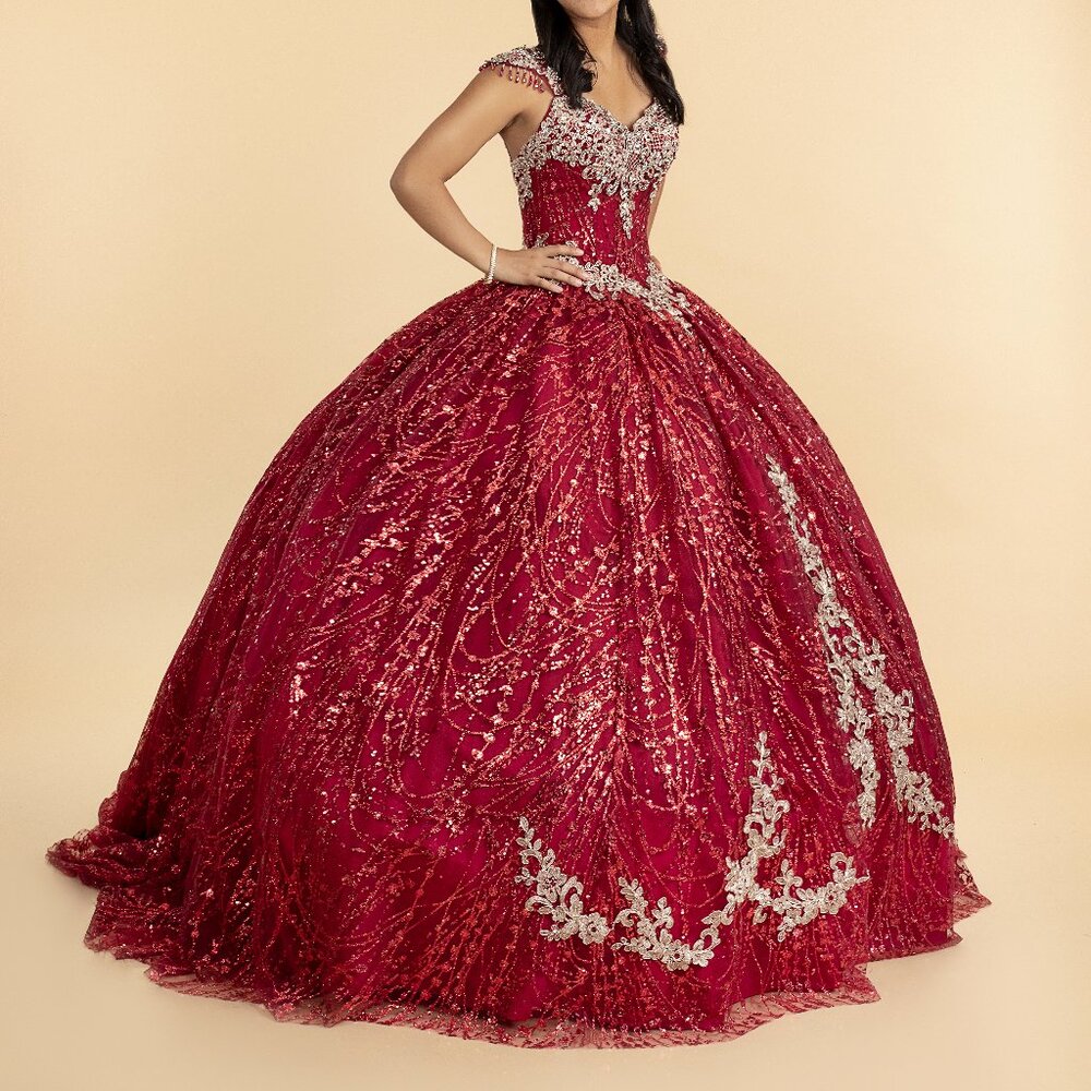 DREAM QUEEN USA  Beautiful Red Voluminous Sequin Dress